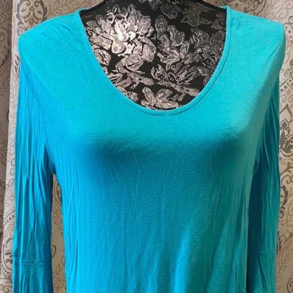 LAST CALL!! Cupio Aqua Stretch Bell-sleeved Tunic / Blouse, L